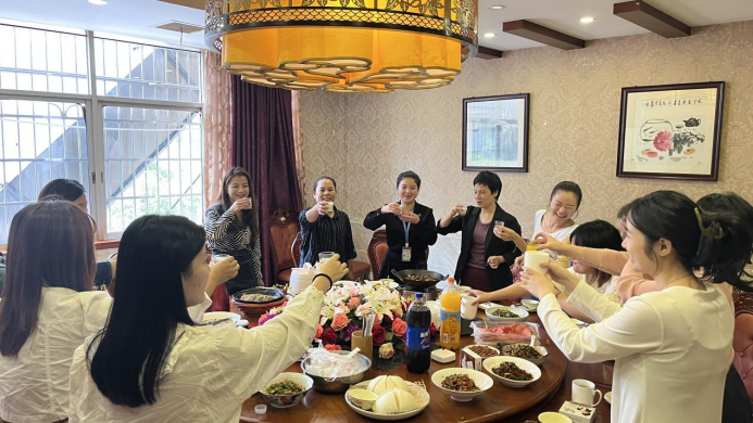 周宇0927-雷立行第三季度員工生日會674.png 周宇0927-雷立行第三季度員工生日會674.png